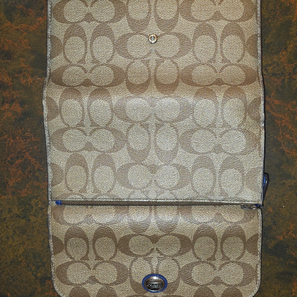 Coach Peyton Signature Cora Domed Satchel - Picture 16 of 16